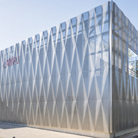 Panneaux de façade décoratifs en aluminium perforé, revêtement mural en métal découpé au laser pour appartements, hôtels et décoration extérieure de bâtiments