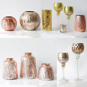 Vases à fleurs pour la décoration intérieure motif gravé verre à <span class=keywords><strong>baril</strong></span> rond haute qualité rose Art <span class=keywords><strong>déco</strong></span> intérieur anniversaire verre ondulé - Product Image 4