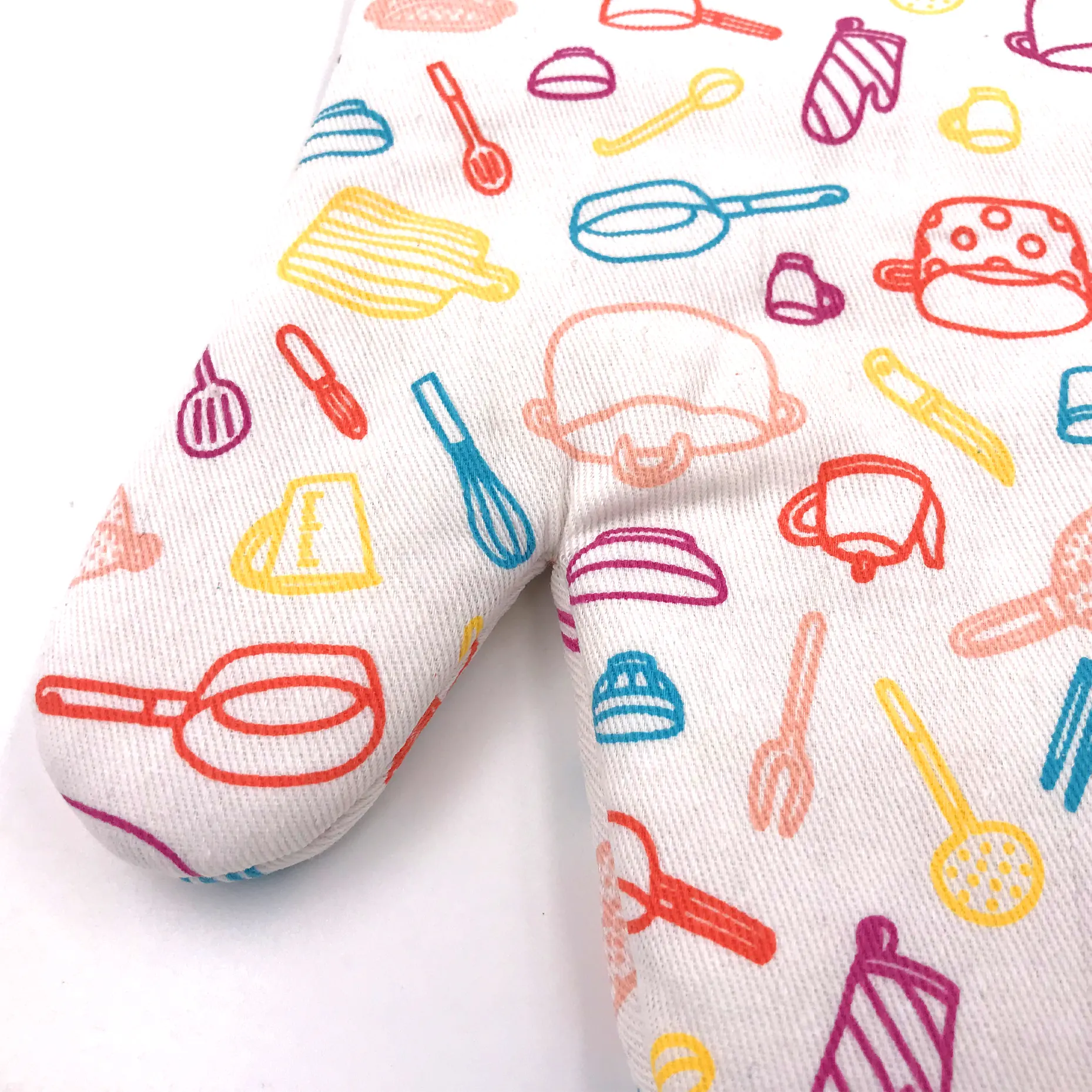 Factory wholesale 100% cotton printed silicone oven gloves kitchen insulated microwave oven gloves