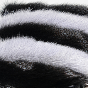 Borsa in pelliccia di visone MWFur borsa a tracolla da donna borsa da donna con doppia cerniera quadrata in pelliccia di visone - Product Image 5