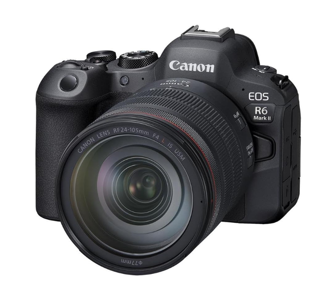 Ca non EOS R6 Mark II with RF 24-105mm F/4-7.1 IS STM Lens