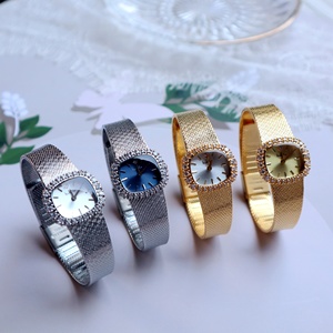 Cổ Điển 2025 Kim Cương 18K Mạ Chất Lượng Cao Retro Phụ Nữ Đồng Hồ Pha Lê Đồng Hồ Cổ - Product Image 4