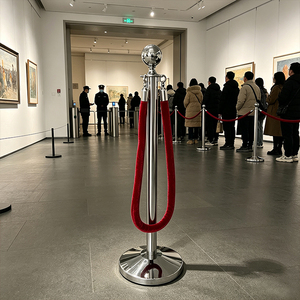 Poteau <span class=keywords><strong>de</strong></span> délimitation avec boule argentée et corde en velours rouge pour mariage, fête, contrôle <span class=keywords><strong>de</strong></span> foule VIP - Product Image 5