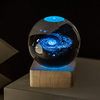 Boule de gravure en cristal de rêve 3D avec changement de couleurs Veilleuse LED Lampe de table boule de cristal saturne