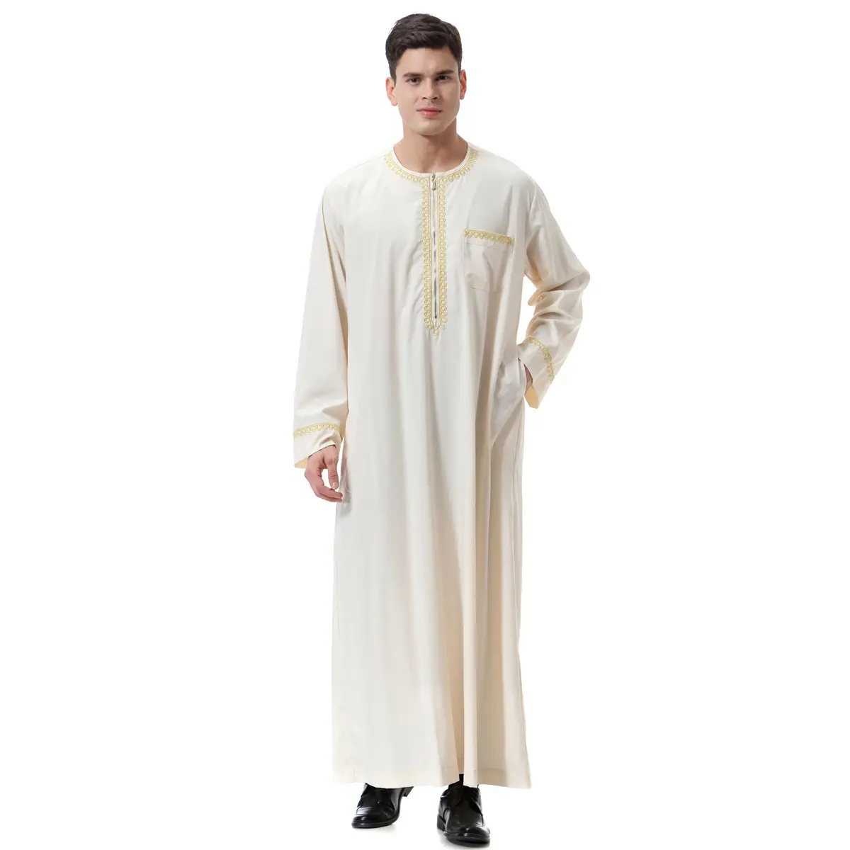 Venta al por mayor de ropa musulmana tradicional Thobe de Malasia de Oriente Medio Árabe Simple de moda para hombre Abaya