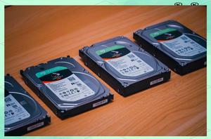   Disque dur SATA <span class=keywords><strong>IronWolf</strong></span> 12 To ST12000VN0007/0008 pour <span class=keywords><strong>NAS</strong></span> - Product Image 6