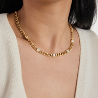 Collier J&D Classic Versatile en acier inoxydable plaqué or 18 carats PVD, minimaliste, élégant, rond, avec strass blancs