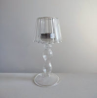 Vente en gros de porte-bougies en verre soufflé à la main, en forme de lampe de table, cierge côtelé pour la décoration de mariage et de table à domicile