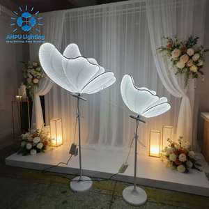 Lampes de sol motorisées Anpu à motif papillon lumineux pour allée de mariage et toile de fond - Product Image 1