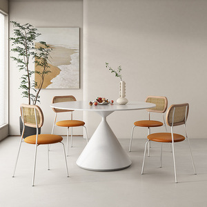 Mesa de comedor redonda minimalista italiana de porcelana, diseño estable en blanco puro para casas pequeñas y apartamentos. - Product Image 4