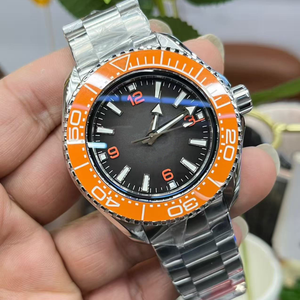 Best-seller - Affichage lumineux nocturne exceptionnel. Dans l'obscurité, tu es la plus brillante des étoiles. Montre mécanique pour homme de qualité supérieure - Product Image 1