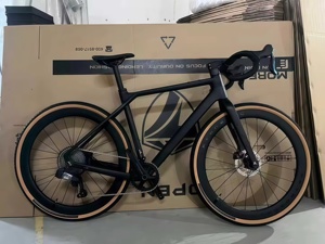 Bicicleta <span class=keywords><strong>de</strong></span> Carretera GRAVEL-V3 <span class=keywords><strong>de</strong></span> 24 Velocidades con Frenos <span class=keywords><strong>de</strong></span> Disco <span class=keywords><strong>de</strong></span> Fibra <span class=keywords><strong>de</strong></span> Carbono, Cambio Inalámbrico y Cableado Interno para Ciclismo Todoterreno - Product Image 1