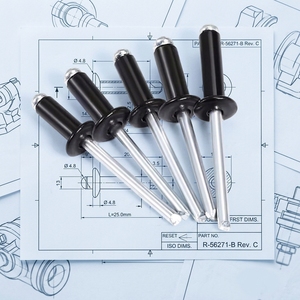 Remaches de Aluminio Negros con Cabeza Plana y Cúpula, Tipo POP, con Técnica de Recubrimiento, Estándar DIN 7337, del Fabricante de Remaches Ciegos - Product Image 1