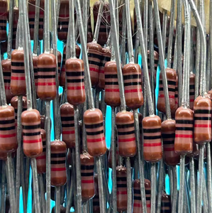 Resistencia de Película Metálica de Precisión Americana DALE 1/4W 0.25W 10k, VISHAY Antigua, 1% - Product Image 3