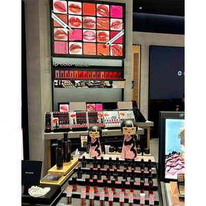 Sculpture décorative d'<span class=keywords><strong>art</strong></span> créatif moderne en résine pour centre commercial, marque personnalisée, pour l'extérieur, cosmétique, professionnelle - Product Image 1