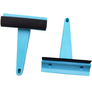 Brosse à vitres en silicone bleue, éponge manuelle pour le lavage de voiture, nettoyage des vitres et application de film. - Product Image 4