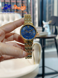 Montre à quartz carrée pour femme, entièrement sertie de diamants, avec calendrier, modèle tendance et très demandé, idéale comme cadeau original. - Product Image 6