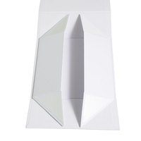 Boîte cadeau recyclée tendance, emballage personnalisé pour produits de beauté, boîte d'expédition rigide en carton ondulé écologique en une seule pièce