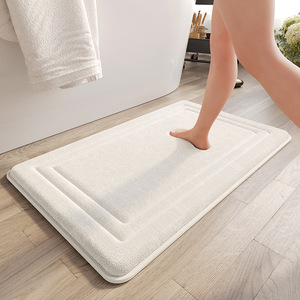Alfombra de Baño Rectangular Minimalista de Fibra de Poliéster Absorbente Antideslizante de Secado Rápido Engrosada Resistente a las Manchas de Color Sólido - Product Image 6