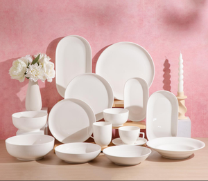 Nouvel ensemble de vaisselle en porcelaine fine gaufrée, assiettes, bols et tasses à relief côtelé blancs, pour cuisine moderne, hôtels et restaurants, vente en gros - Product Image 1