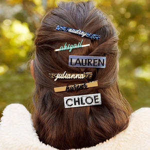 Top vente lettre épingle à cheveux coloré acide acétique acrylique pinces à cheveux épingle personnalisée pour petite amie accessoires de cheveux - Product Image 4