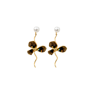 Boucles d'oreilles pendantes tendance en acier inoxydable 316L plaqué or PVD, design durable et résistant avec perles et cristaux - Product Image 2