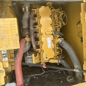 Excavatrice sur chenilles hydraulique Caterpillar 320GC d'occasion, 20 tonnes, modèle 2022, certifiée CE EPA, faible nombre d'heures de fonctionnement, moteur, boîte de vitesses, pompe à engrenages - Product Image 5