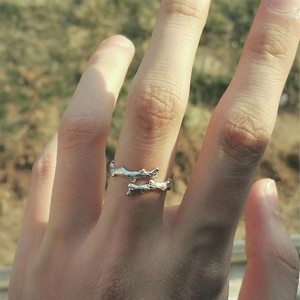 Anillo Ajustable con Diseño de Rama Abierta, Textura de Rama Natural, Diseño Dividido, Chapado en Oro de 18K, Plata, Estilo Forestal Minimalista, Unisex, para Bodas y Uso Diario - Product Image 3