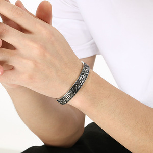 Brazalete de mitología nórdica minimalista, joyería para hombre, pulsera y brazalete de acero inoxidable con símbolo pagano nórdico vikingo para hombre - Product Image 5