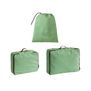 Ensemble d'organisateurs de voyage légers en polyester rayé, sacs de rangement pour vêtements portables avec pochette à cordon - Product Image 2