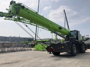 Grúa Todoterreno ZRT900V de 90 Toneladas para Levantamiento Pesado en Obras de Construcción, Infraestructura, Plantas de Energía y Proyectos Industriales - Product Image 3