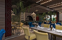 Design d'intérieur élégant pour restaurant et bar, ensemble de meubles de salle à manger modernes pour restaurant, comptoir de service à vin personnalisé pour club