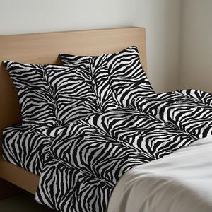 Juego de Sábanas con Estampado de Cebra, 100% Algodón Italiano, Tamaño Queen - Product Image 1