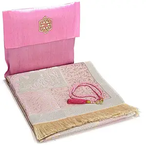 Wholesale muslim prayer mat carpet portable rug with bag and prayer beads islamic foldable prayer mat