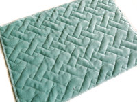 Tissu de couverture de canapé matelassé décoratif en polyester à motifs de couleur personnalisée