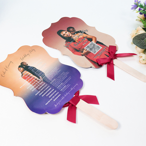 <span class=keywords><strong>Carte</strong></span> d'Invitation <span class=keywords><strong>de</strong></span> Mariage Personnalisée en Forme d'Éventail <span class=keywords><strong>avec</strong></span> Photos Imprimées en Couleur Recto Verso et Nœud en Ruban & Poignée en Bois pour Anniversaire - Product Image 4