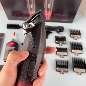 Tagliacapelli <span class=keywords><strong>e</strong></span> <span class=keywords><strong>Regolabarba</strong></span> 2in1 Vgr V-640, Nuovo Design in Metallo, Professionale Senza Fili, <span class=keywords><strong>Rasoio</strong></span> per Taglio Capelli - Product Image 2