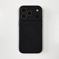 Coque de téléphone magnétique à trous fins de haute qualité pour 17 Pro Max, compatible avec la charge sans fil, antichoc, logo personnalisé disponible en gros