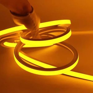 DC12V/24V IP67 ซิลิโคน LED Neon‑Flex Strip, 8×13 มม., 5 ม./ม้วน, ผลิตตามสั่งสำหรับไฟส่องเส้นขอบผนังภายนอกอาคาร - Product Image 5