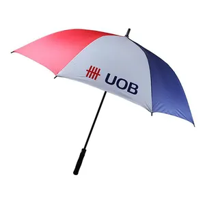 Parapluie de golf à ouverture manuelle avec impression de logo pour promotion Manteau argenté UV en polyester de 28 pouces avec impression de logo personnalisé