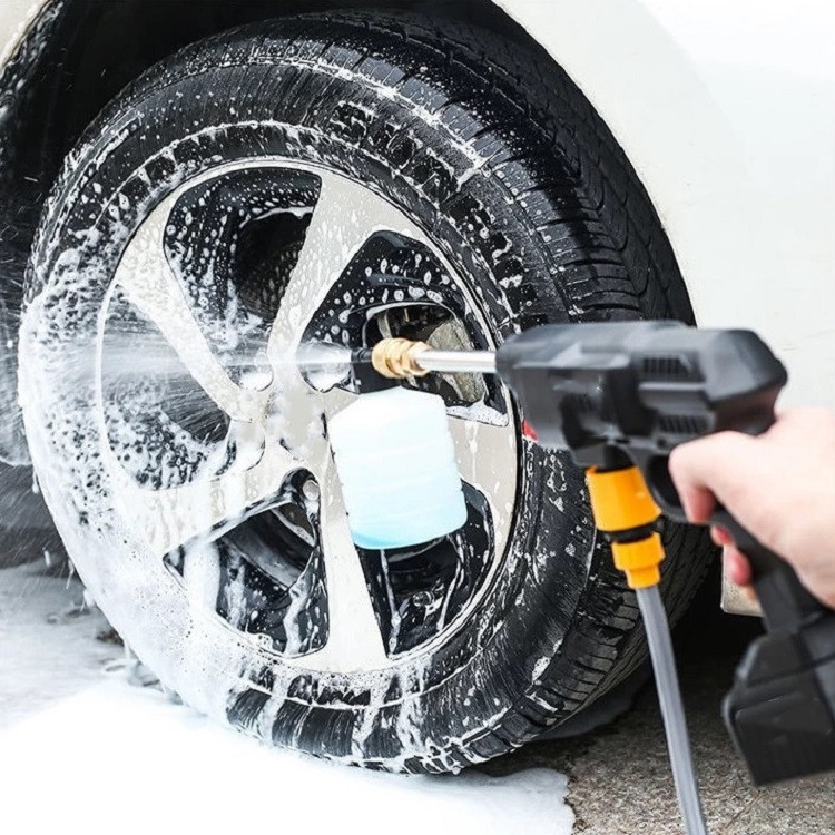 Hot products portable high pressure car washing gun with rechargeable battery cordless