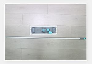 Vadrouille en tissu sur mesure avec poignée télescopique et plaque pliante Opération facile pour le nettoyage ménager des paresseux - Product Image 4