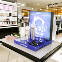 Support d'affichage de maquillage personnalisé OEM d'usine avec rétroéclairage LED de luxe, boîte d'affichage de cosmétiques en acrylique pour l'affichage en magasin de beauté
