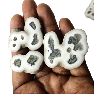 Cuarzo Solar Natural 100% - Rodaja Ovalada de Alta Calidad Hecha a Mano - Gema Suelta de 20-40mm, 7-12g - Certificada para Joyería - Product Image 1