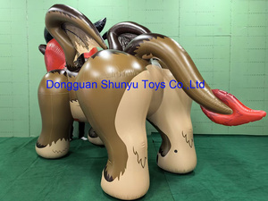 ราคาโรงงาน ผลิตตามสั่ง ตุ๊กตาเป่าลม PVC นิ่ม รูปแมนติกอร์ สำหรับแฟนการ์ตูน - Product Image 4