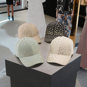 New Velvet Metallic Glitter <b>Baseball</b> <b>Cap</b> Curved Brim Dot Pattern Common Metal Buckle Closure Unisex Sports Front Panel Four - Product Image 3