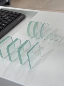 Machine de découpe laser picoseconde à fibre optique pour <span class=keywords><strong>verre</strong></span>, idéale pour la découpe de <span class=keywords><strong>verre</strong></span> saphir pour lits doubles - Product Image 4