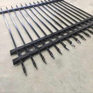 Bordure de balcon décorative en <span class=keywords><strong>piquet</strong></span> forgé <span class=keywords><strong>pour</strong></span> l'extérieur Garnison/Sécurité/Clôture de sécurité <span class=keywords><strong>pour</strong></span> le métal/acier au carbone/fer/aluminium - Product Image 4