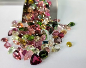 Wholesale Loose Natural Multi-Colour <b>Tourmaline</b> Cabochons Handmade Faceted Gemstone 20 Carat MOQ Bulk Packaging for Custom Ring - Product Image 1