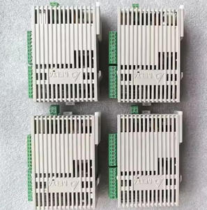 Contrôleur PLC Delta DVP28SS211T, sortie d'impulsions 100 kHz, fonction d'interpolation 2 axes - Product Image 4